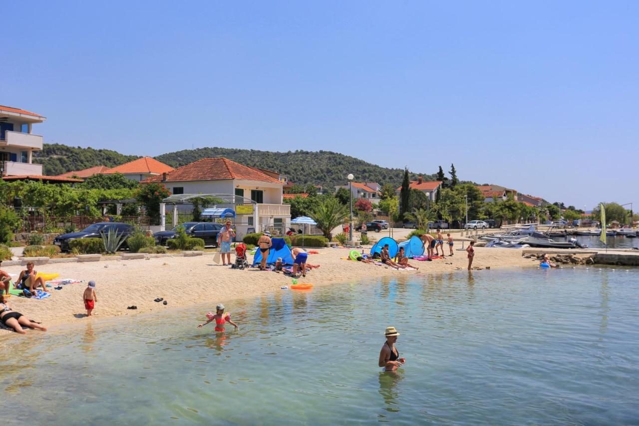 Apartments With A Parking Space Poljica, Trogir - 10010 Marina Exterior photo