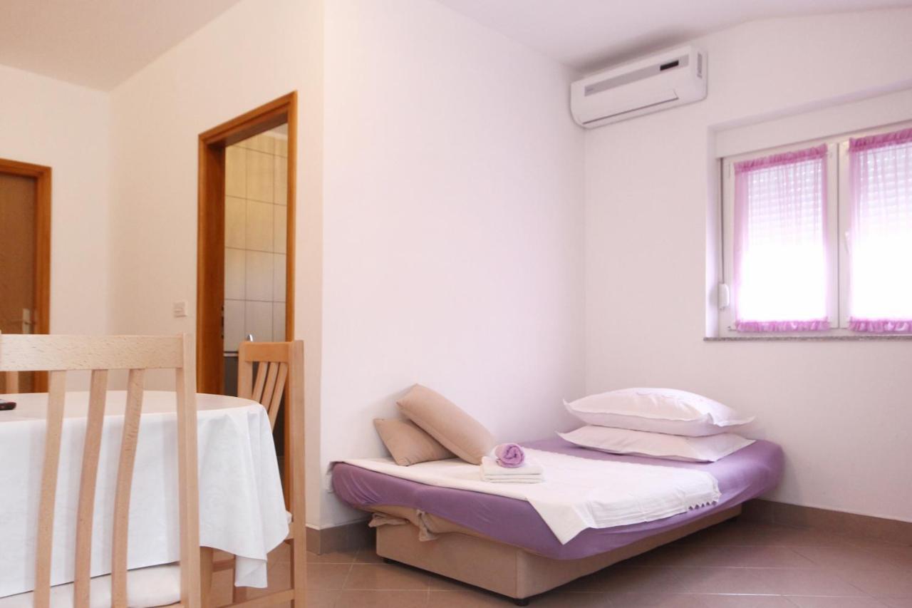 Apartments With A Parking Space Poljica, Trogir - 10010 Marina Exterior photo